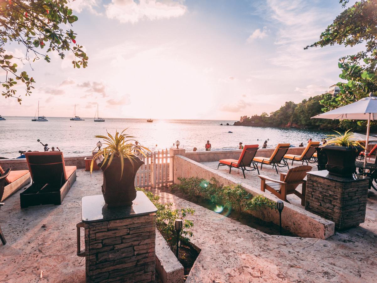 Sunset Shores Beach Hotel Kingstown Bagian luar foto