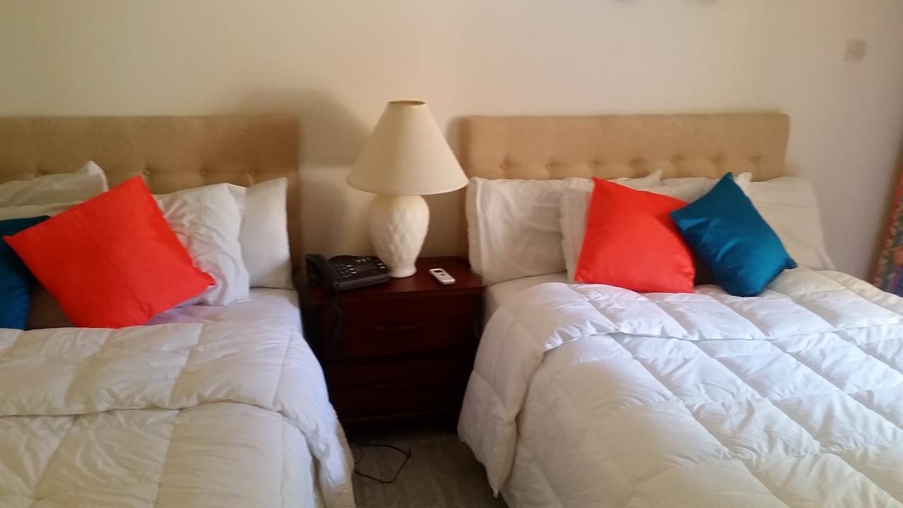 Sunset Shores Beach Hotel Kingstown Bagian luar foto