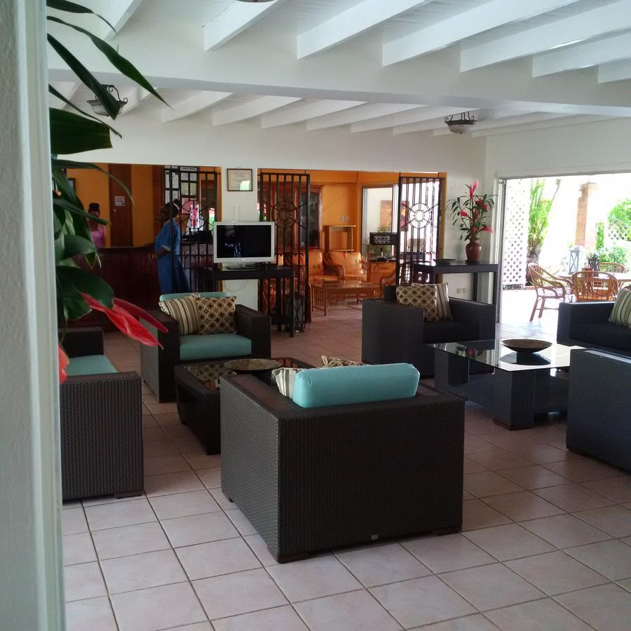 Sunset Shores Beach Hotel Kingstown Bagian luar foto