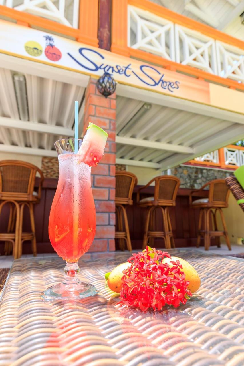 Sunset Shores Beach Hotel Kingstown Bagian luar foto